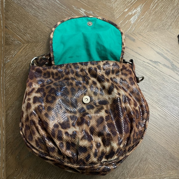 Kate Landry Cheetah print shoulder bag - Picture 2 of 7